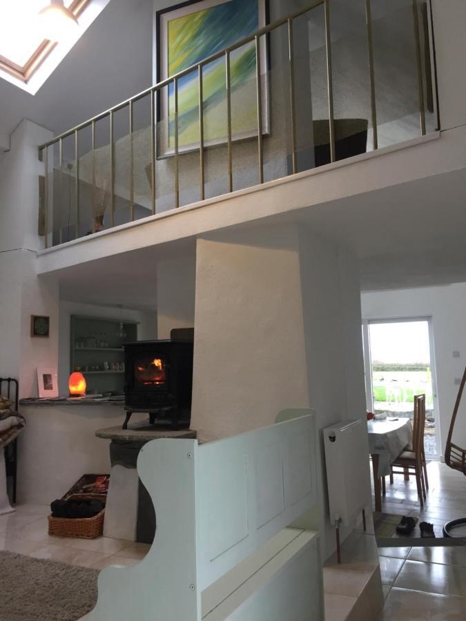 Вилла The Burren Barn Tubber Экстерьер фото
